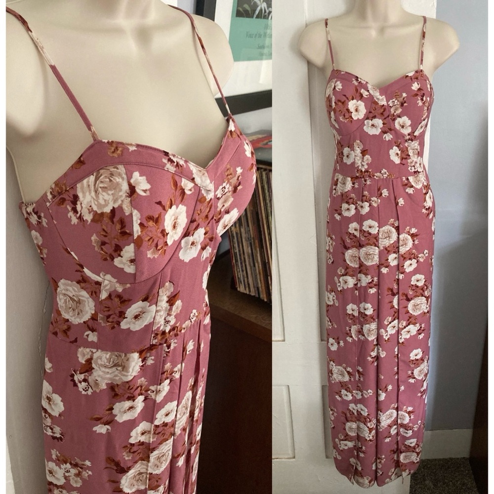 Xhileration Peekaboo-Leg Rose Floral Jumpsuit Smocked Corset Bodice Medium